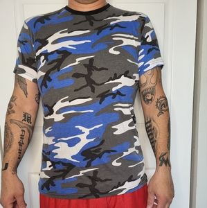 Galaxy By Harvic Blue Camo Printed top